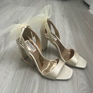 Badgley Mischka Kim Bow Heels